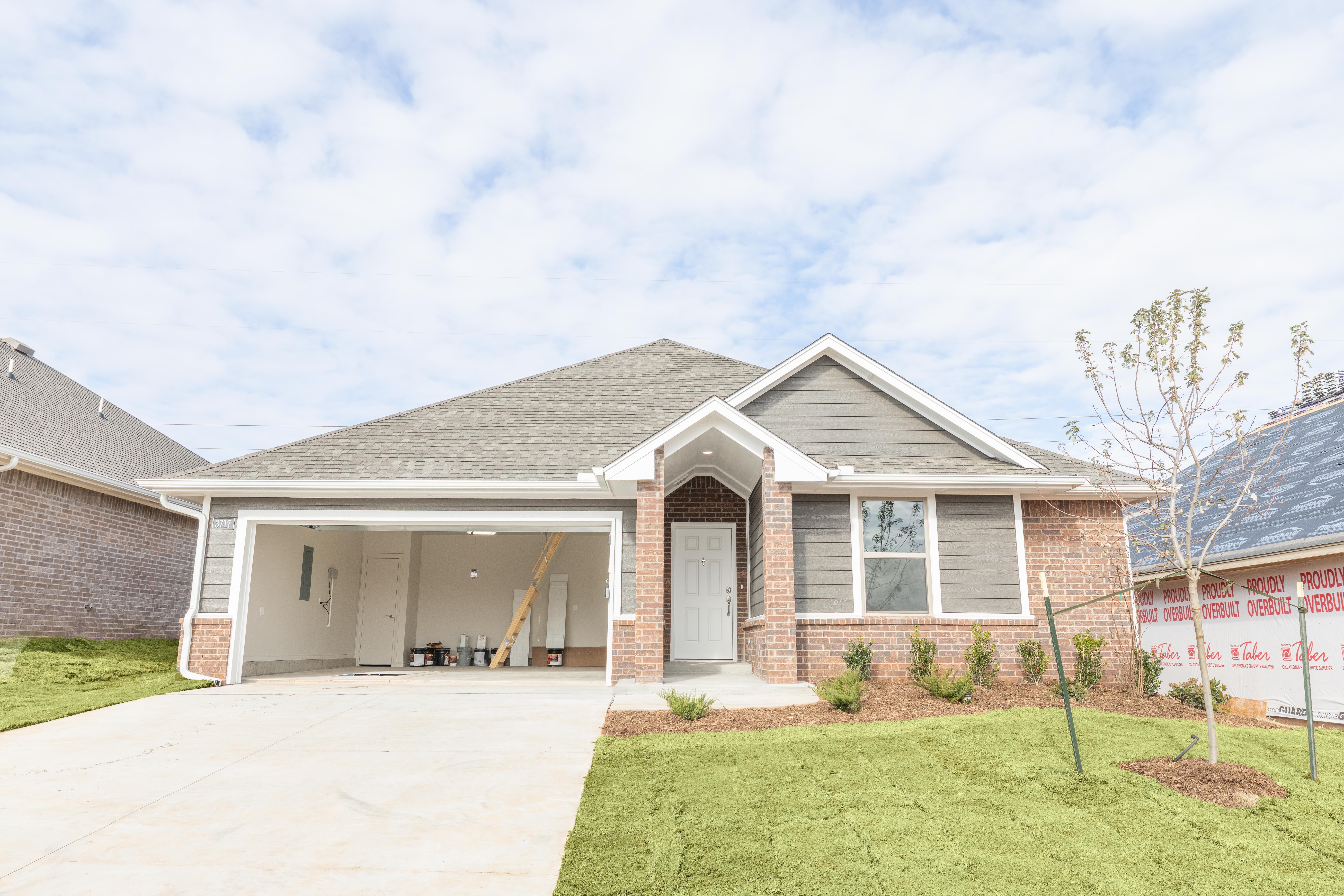 3717 Lynne Ave - Delmer Lakes North: Edmond, Oklahoma - Homes By Taber