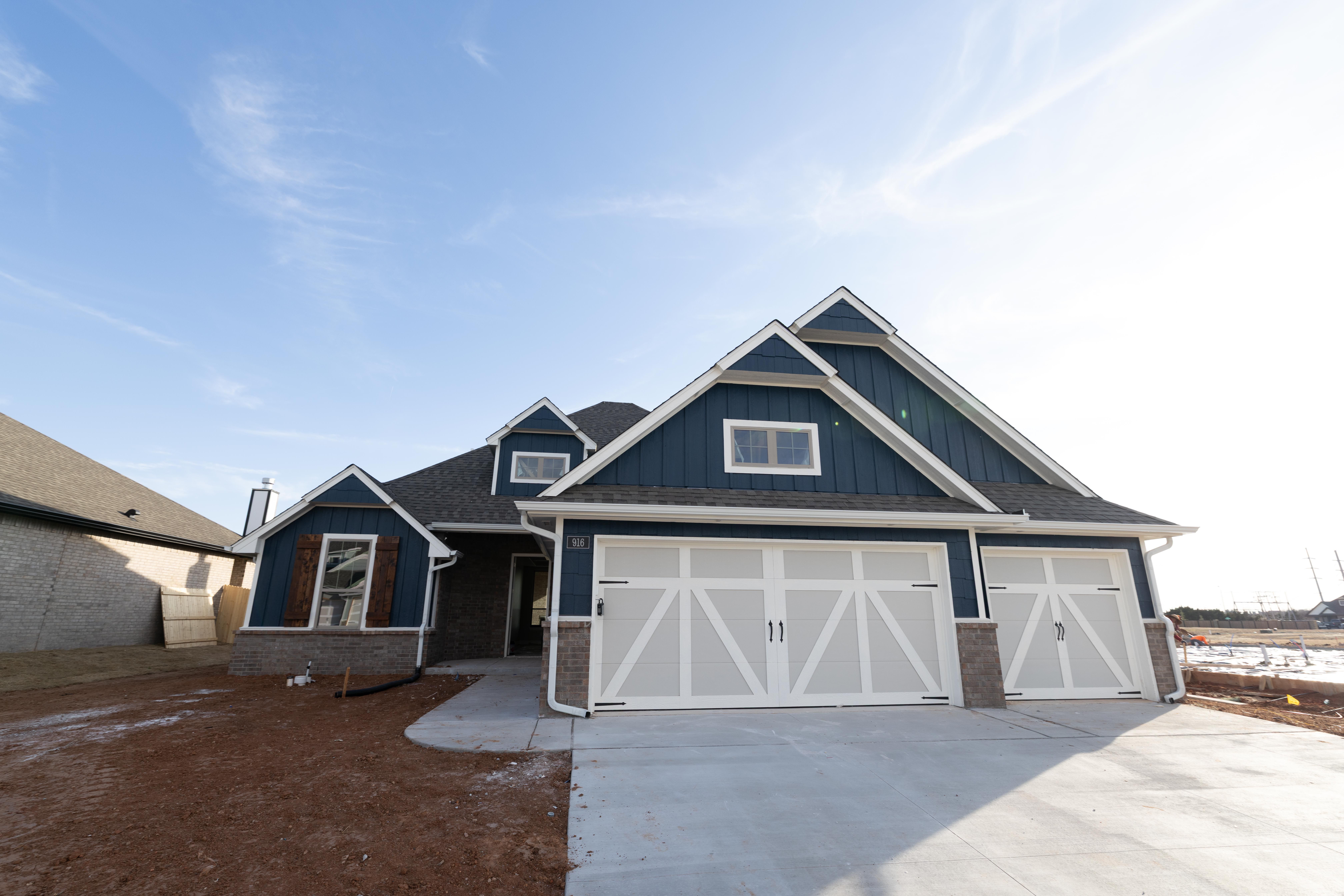 Hummingbird Bonus Room 2 - Wild Rose Ranch: Edmond, Oklahoma - Homes By Taber