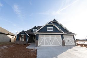 916 Peony Pl (Hummingbird Bonus Room 2)