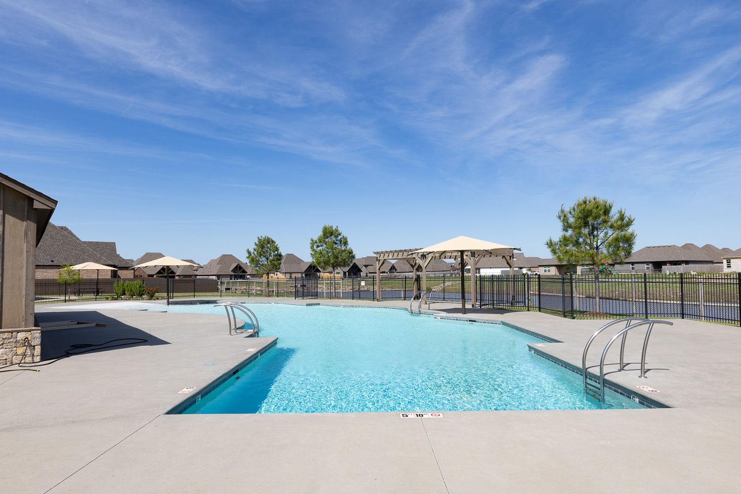 casa en Whiskey Ridge por Homes By Taber