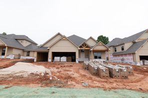 3305 Broadmoore Dr (3305 Broadmoore Dr)
