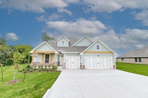 1714 E Moonlight Hollow Dr (Hazel Bonus Room - 5 Bedroom)