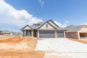 808 Westfall Dr (Sage Bonus Room 2)
