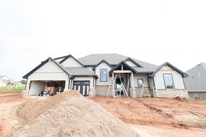 9008 Grey Joy Rd (Zade Bonus Room)