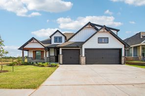 10304 SW 56th St (Blue Spruce Bonus Room 1)