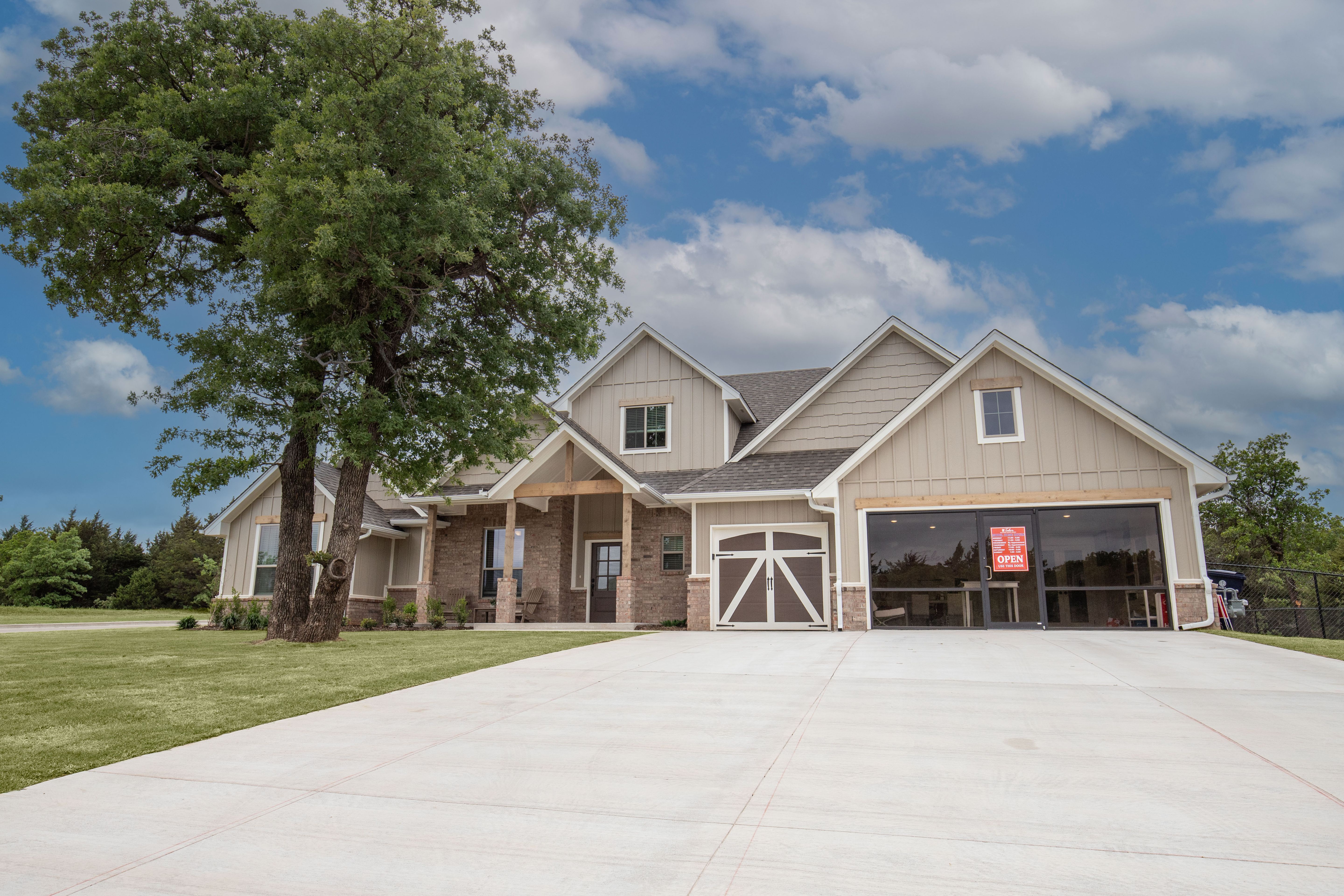 New Homes in Edmond OK in Cordillera Ranch - 14101 Magnolia Ln - Cordillera Ranch