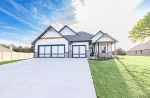 14025 Magnolia Ln (14025 Magnolia Ln)