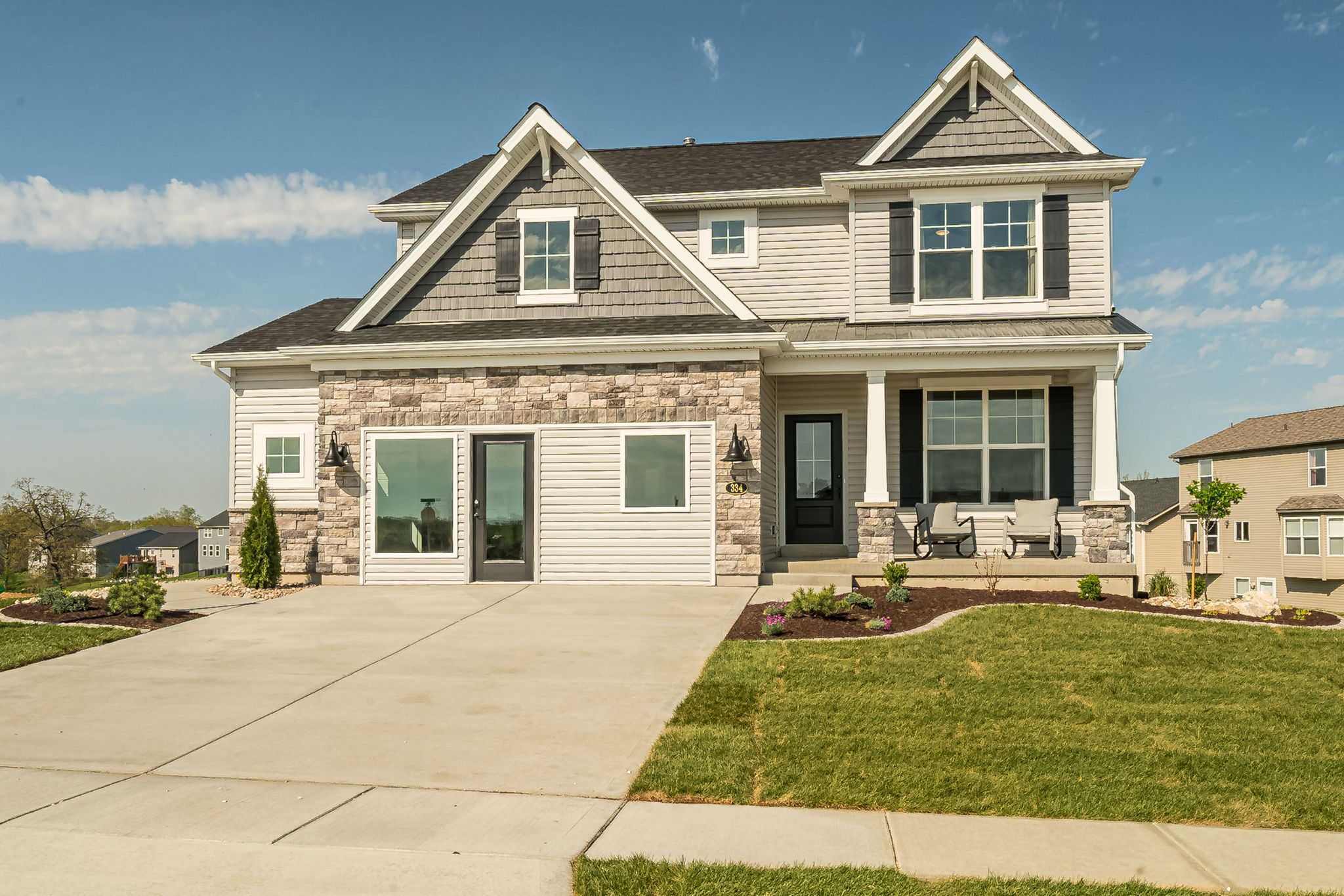 Tour at the Estates at Huntleigh Ridge (Options Shown)