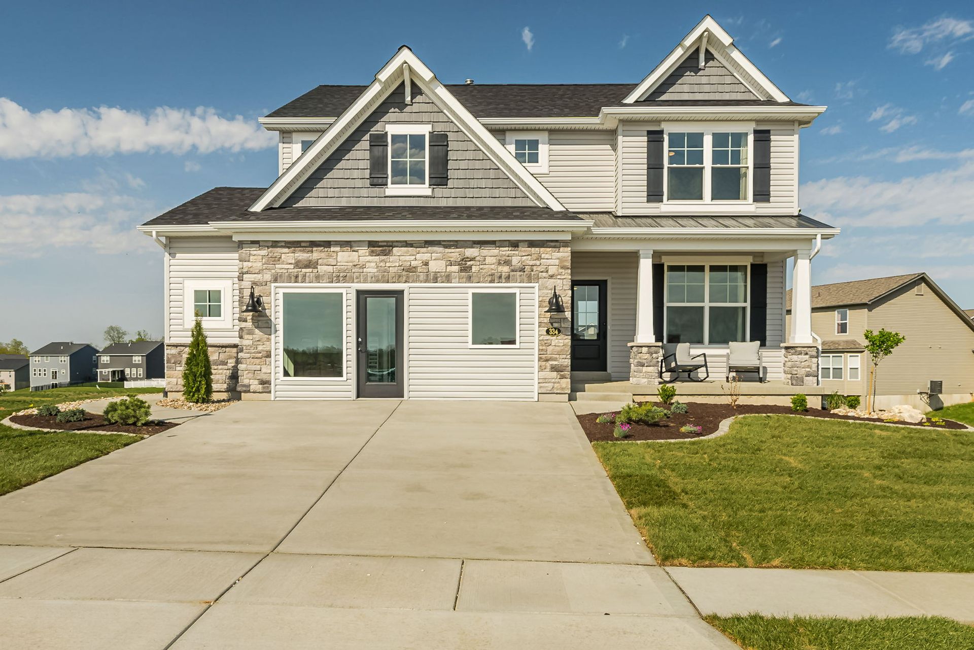 Tour at the Estates at Huntleigh Ridge (Options Shown)