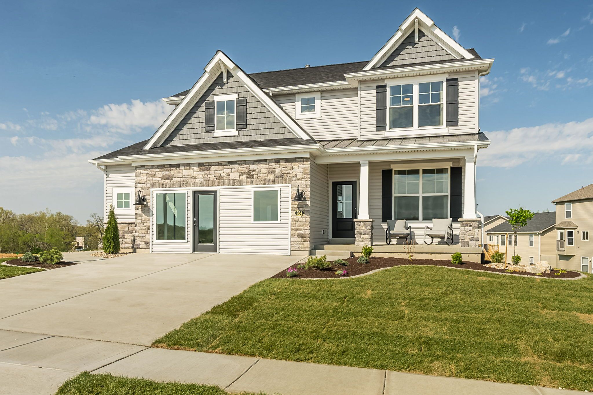 Tour at the Estates at Huntleigh Ridge (Options Shown)