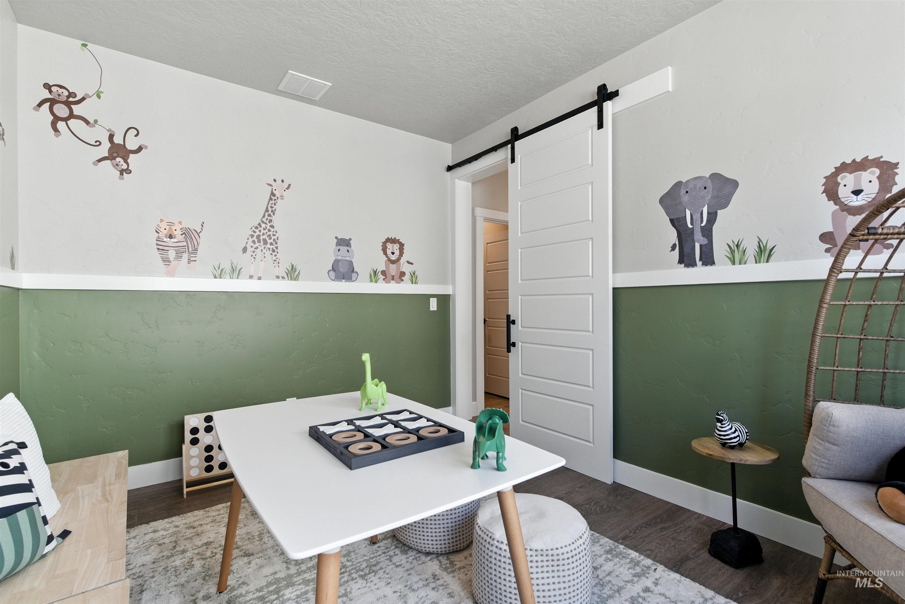 5934 W Parachute Dr.