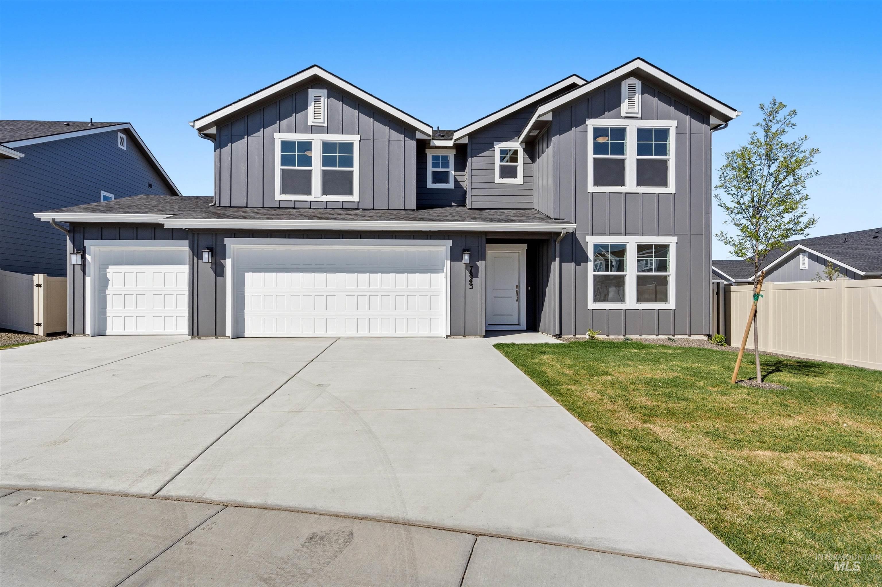 10768 Armuth St (Yosemite)