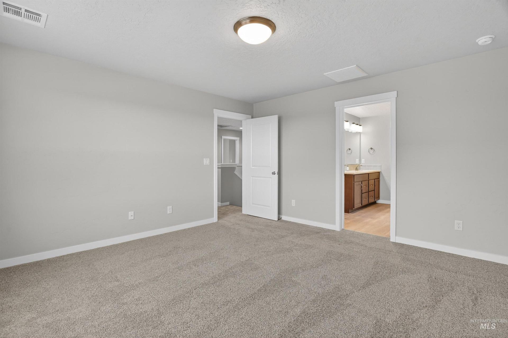 19317 Snowyside Way