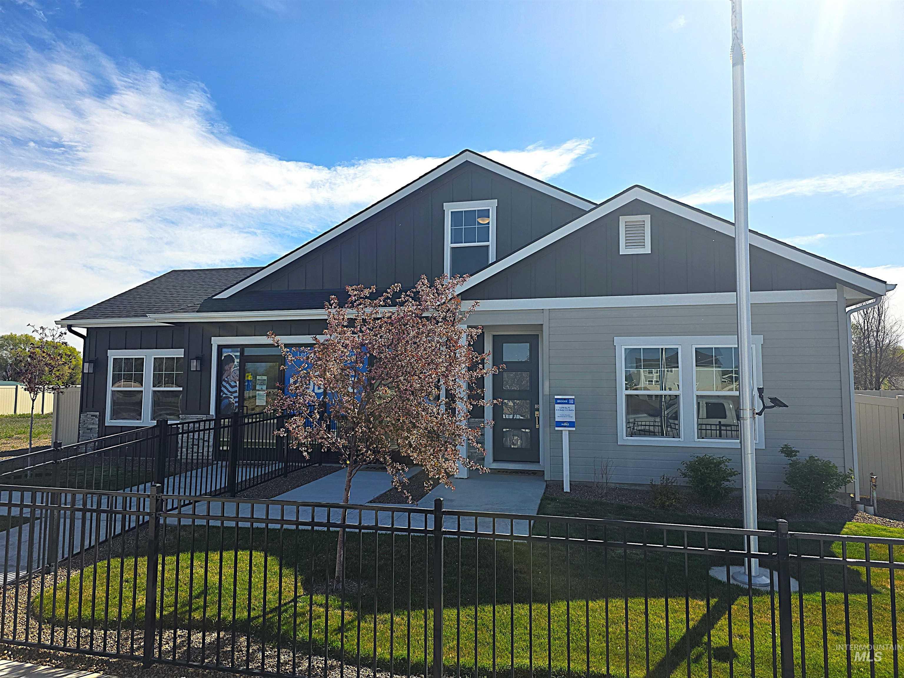 1578 SW Silverstone (Brooke)
