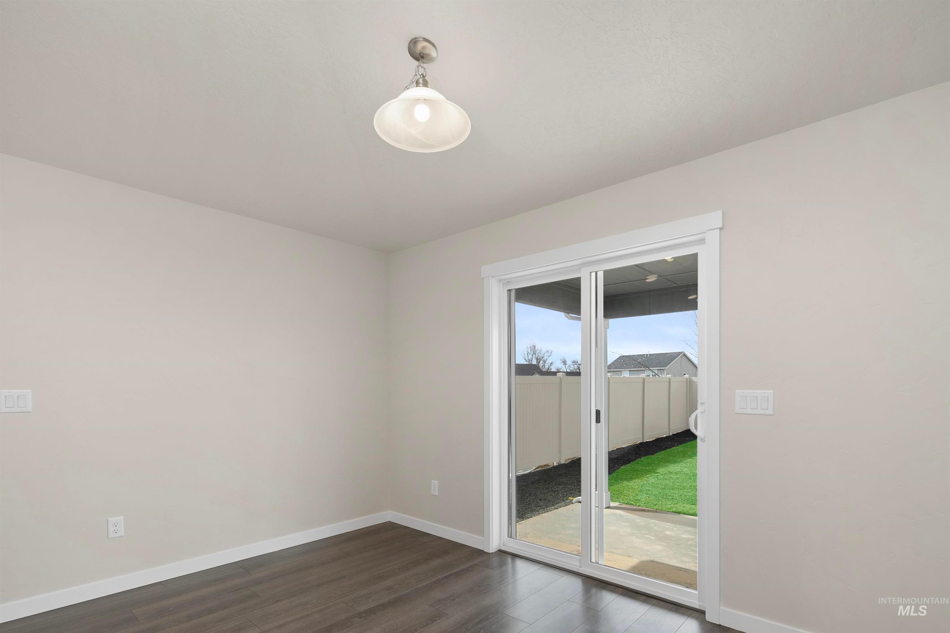 7687 E Meriwether Dr