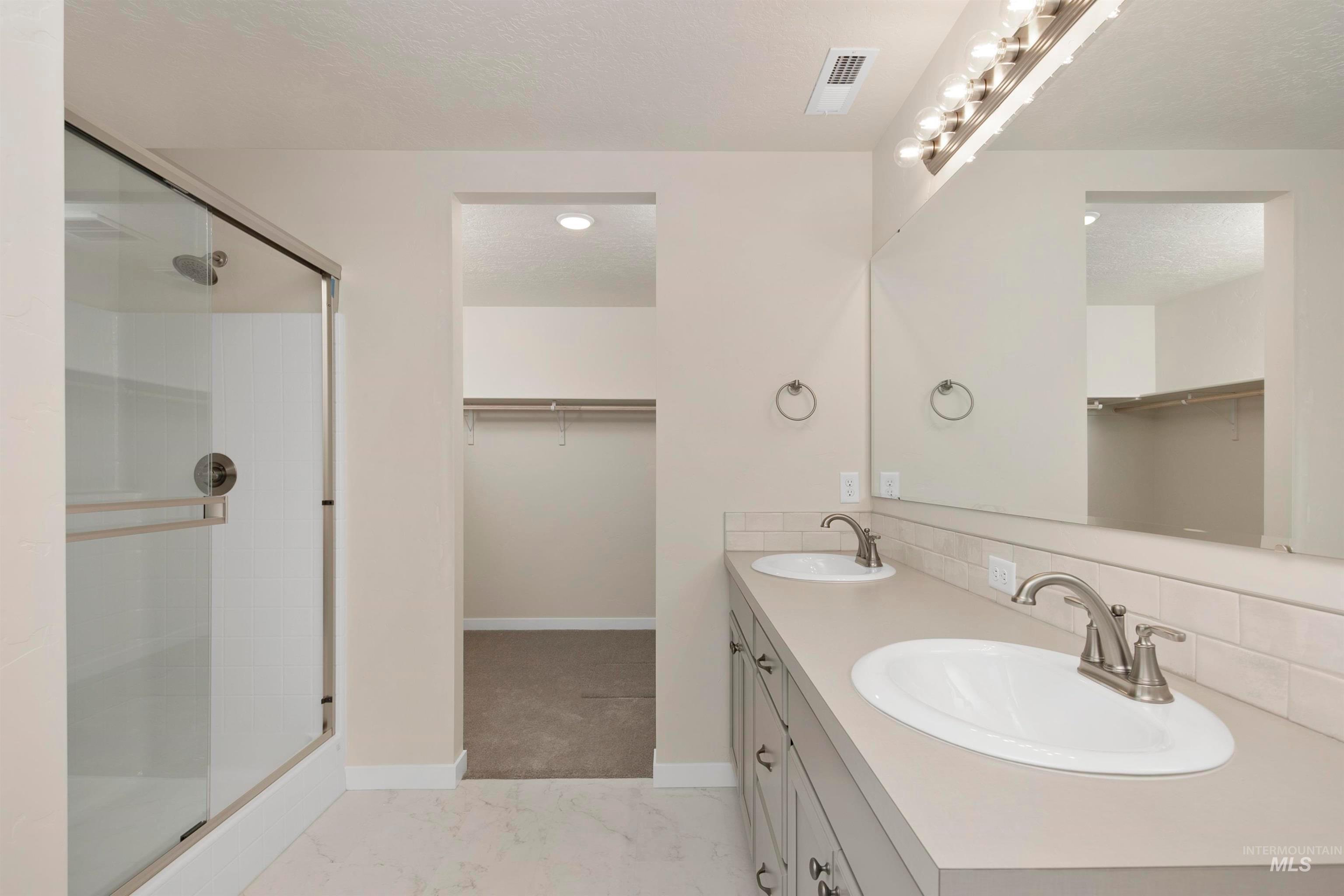 7687 E Meriwether Dr