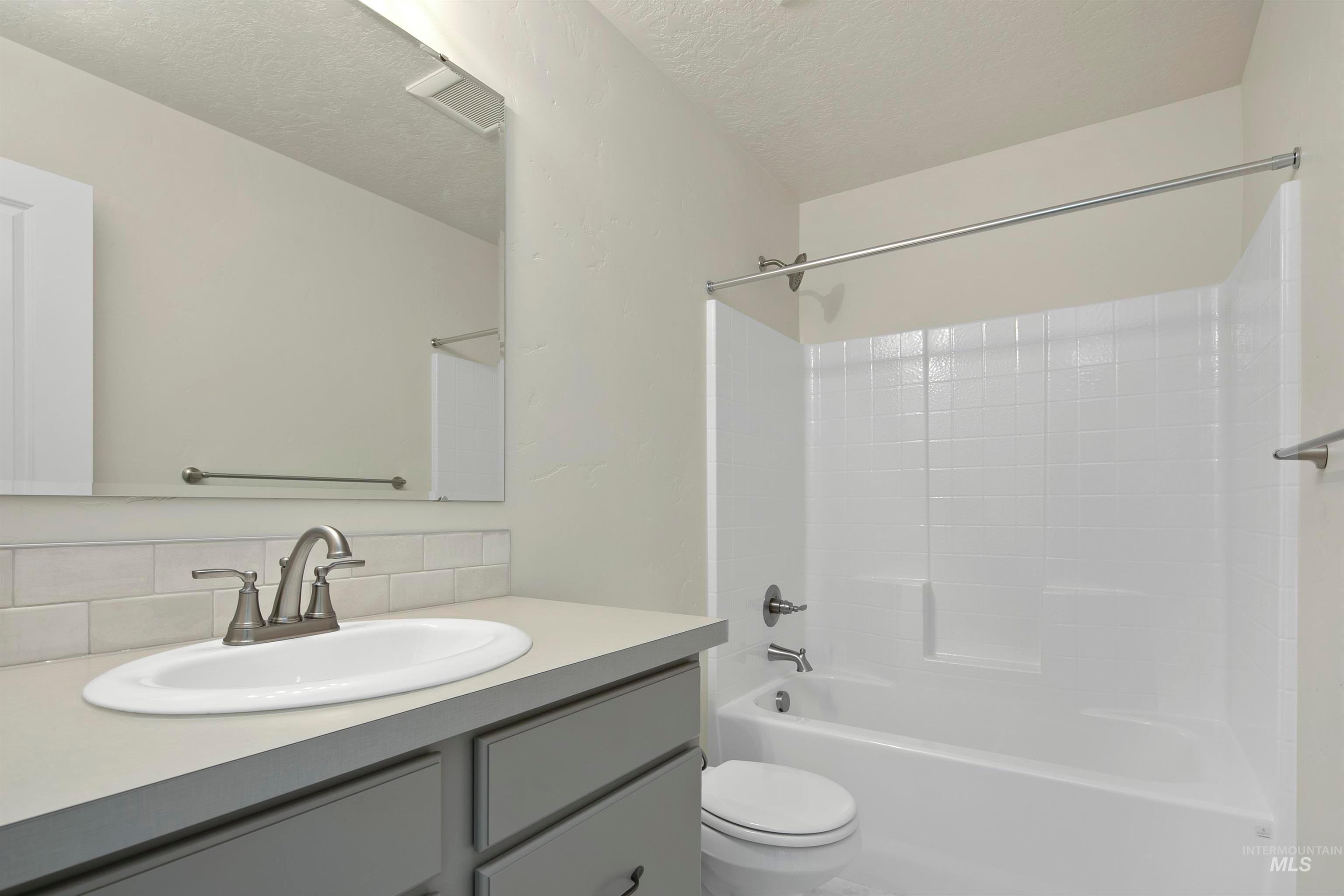 7687 E Meriwether Dr