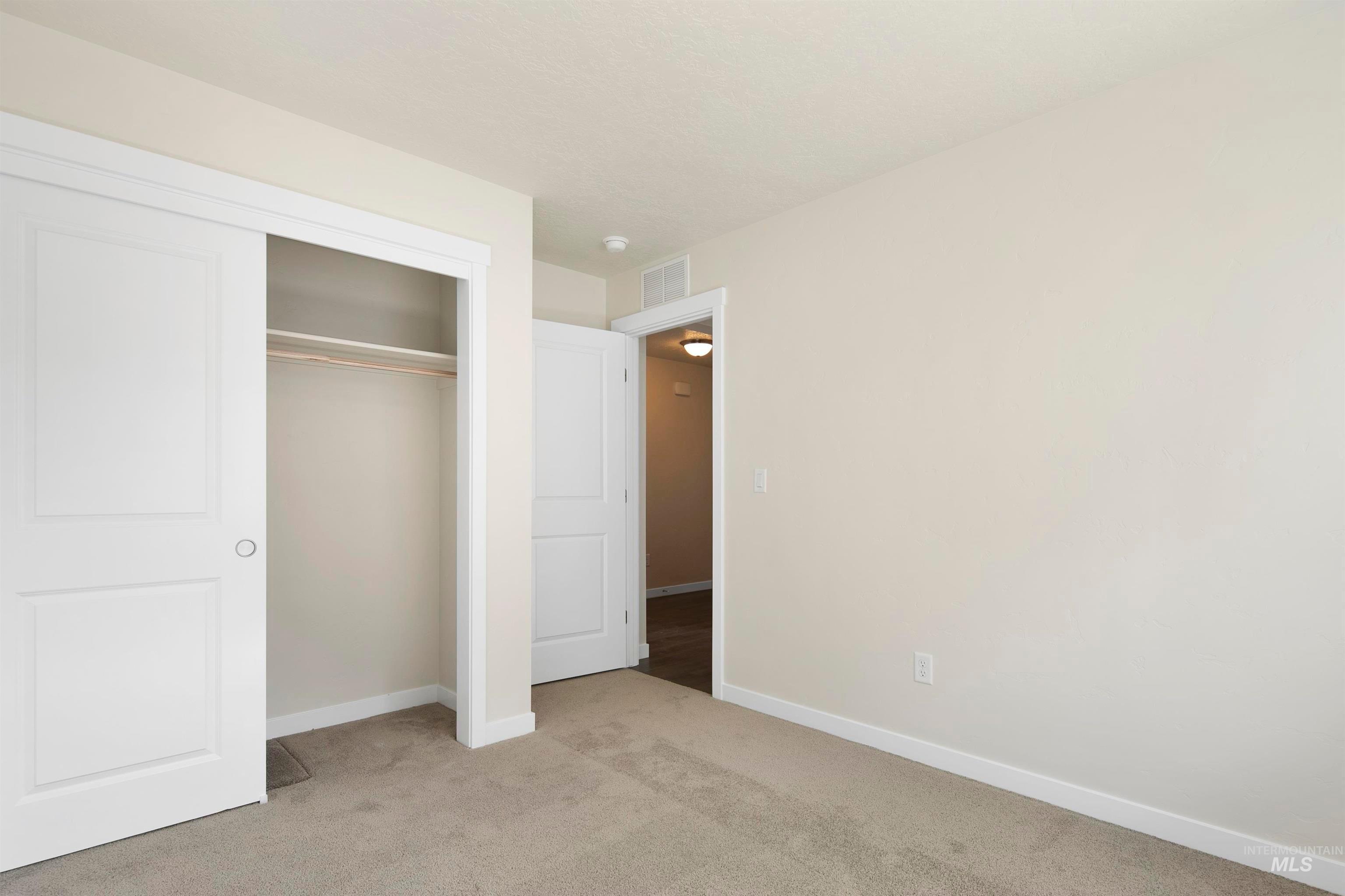 7687 E Meriwether Dr