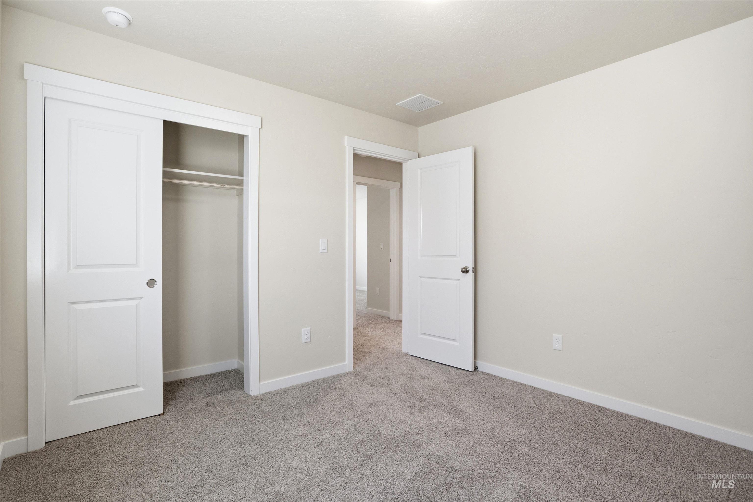 338 W Omphale St.