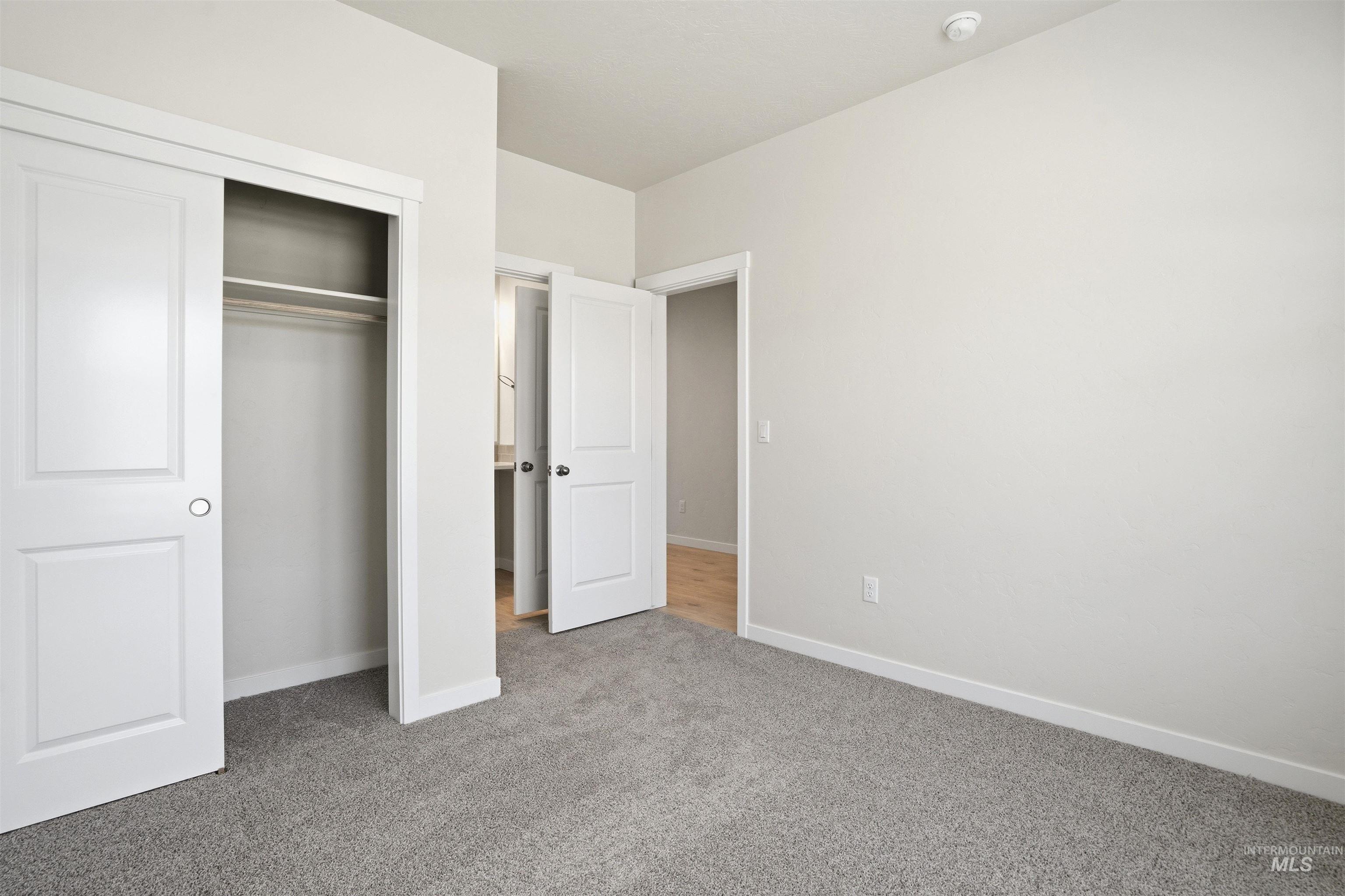 338 W Omphale St.