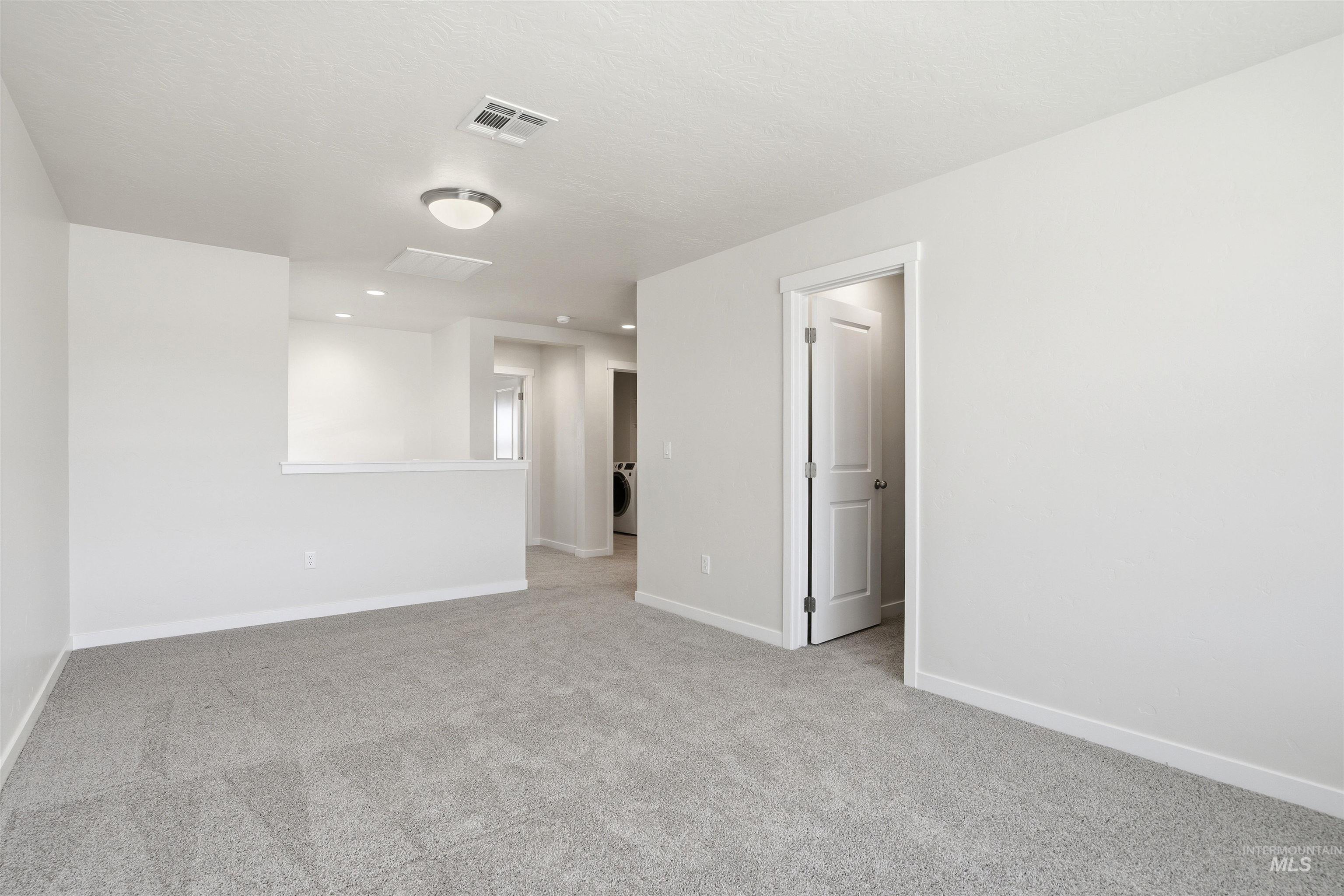 338 W Omphale St.