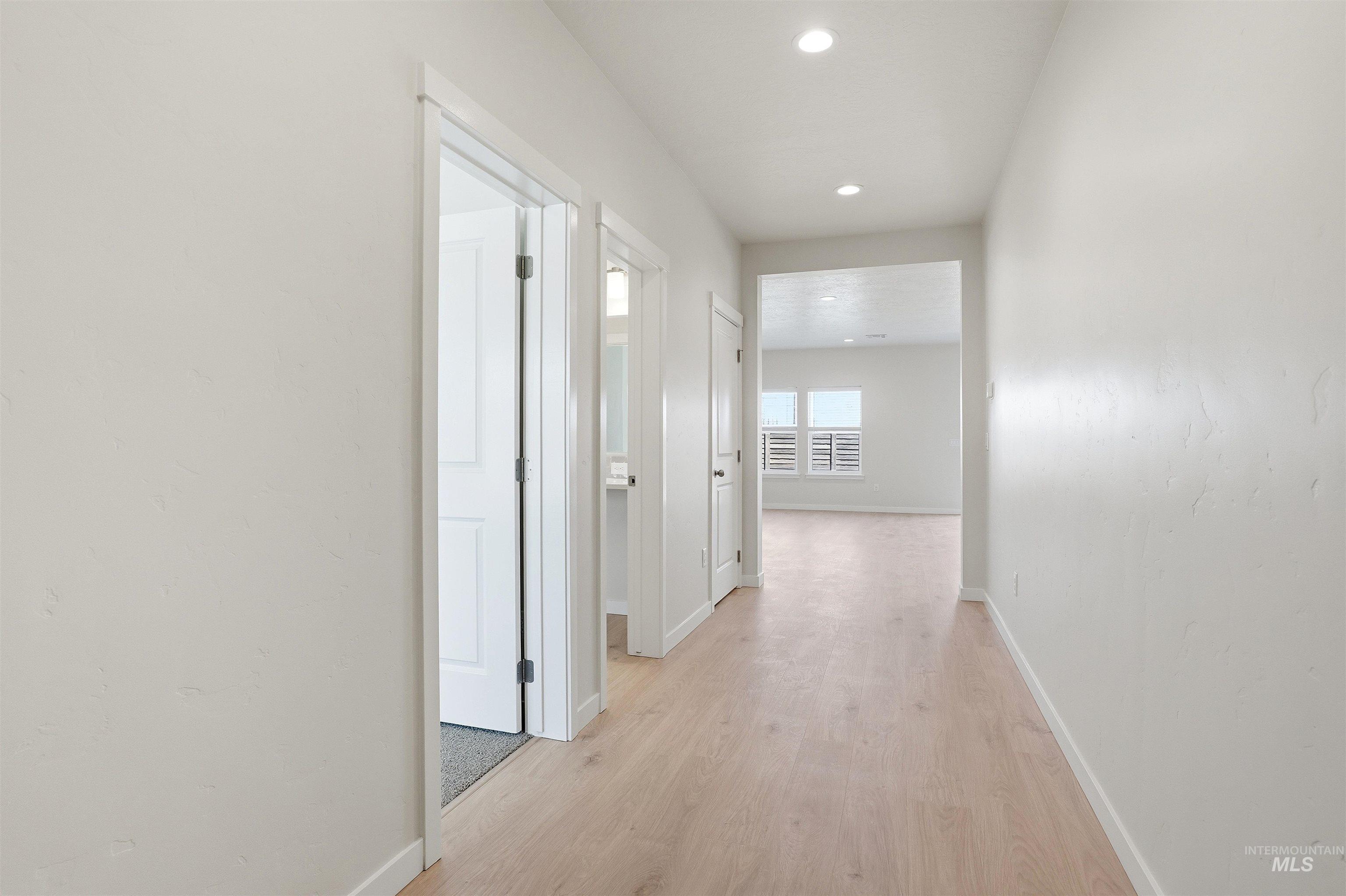 338 W Omphale St.