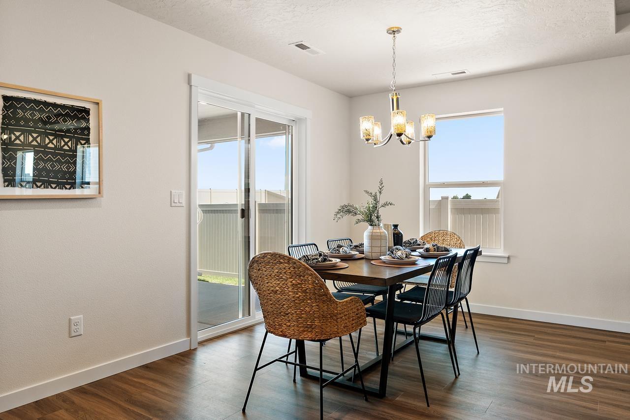 17580 Moon Ridge Pl
