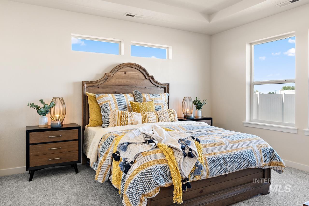 17580 Moon Ridge Pl