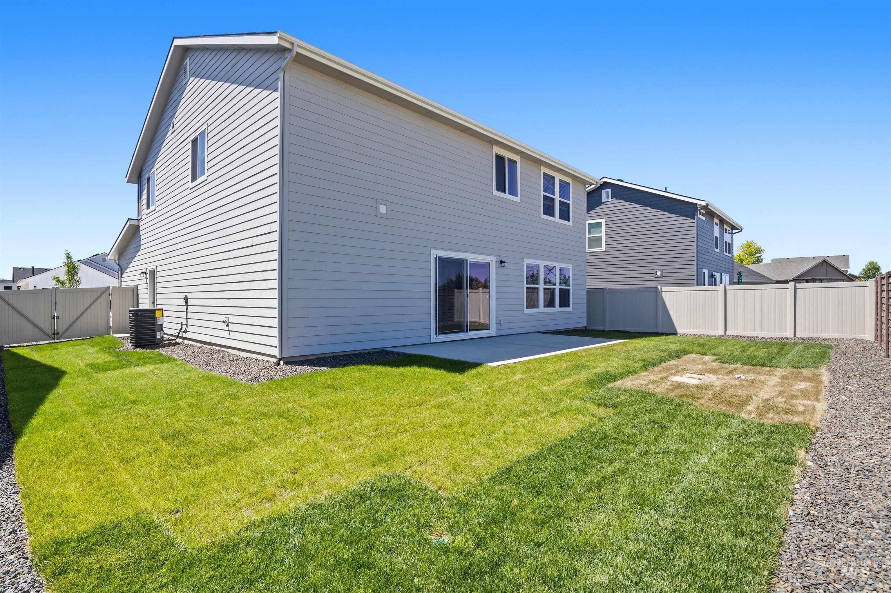 338 W Omphale St.