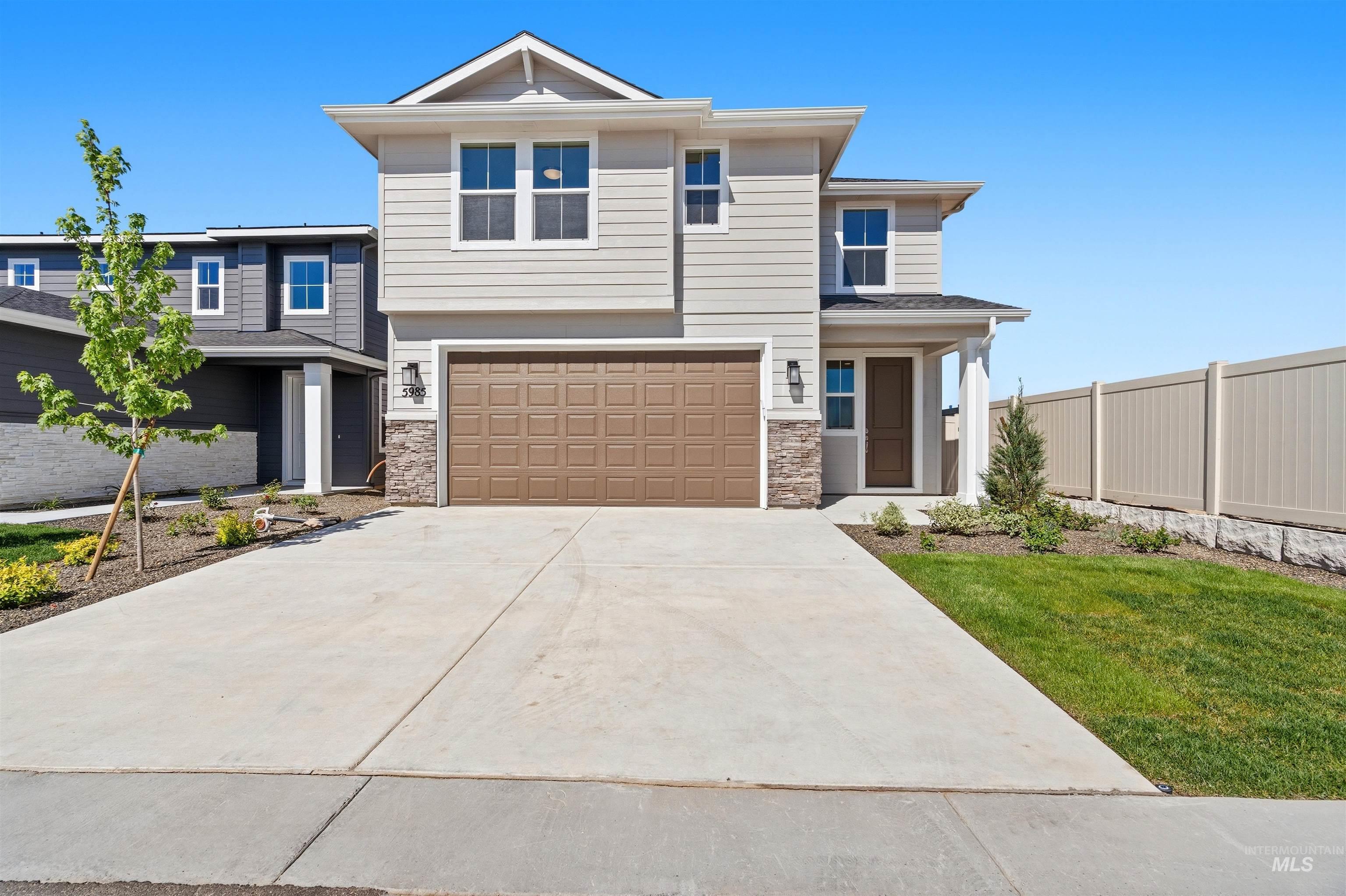 5913 W Parachute Dr