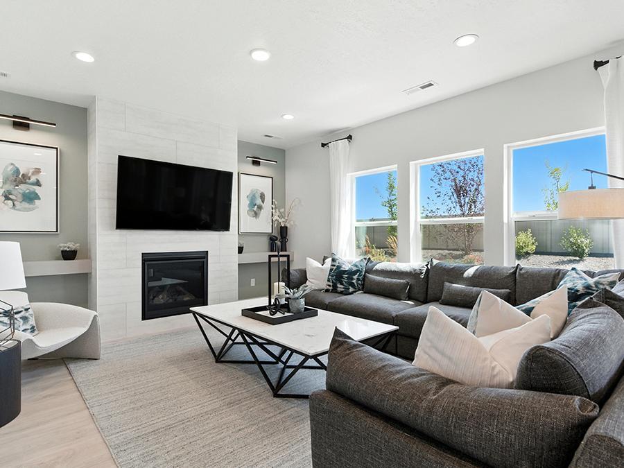 casa en Waterford por Hubble Homes, LLC