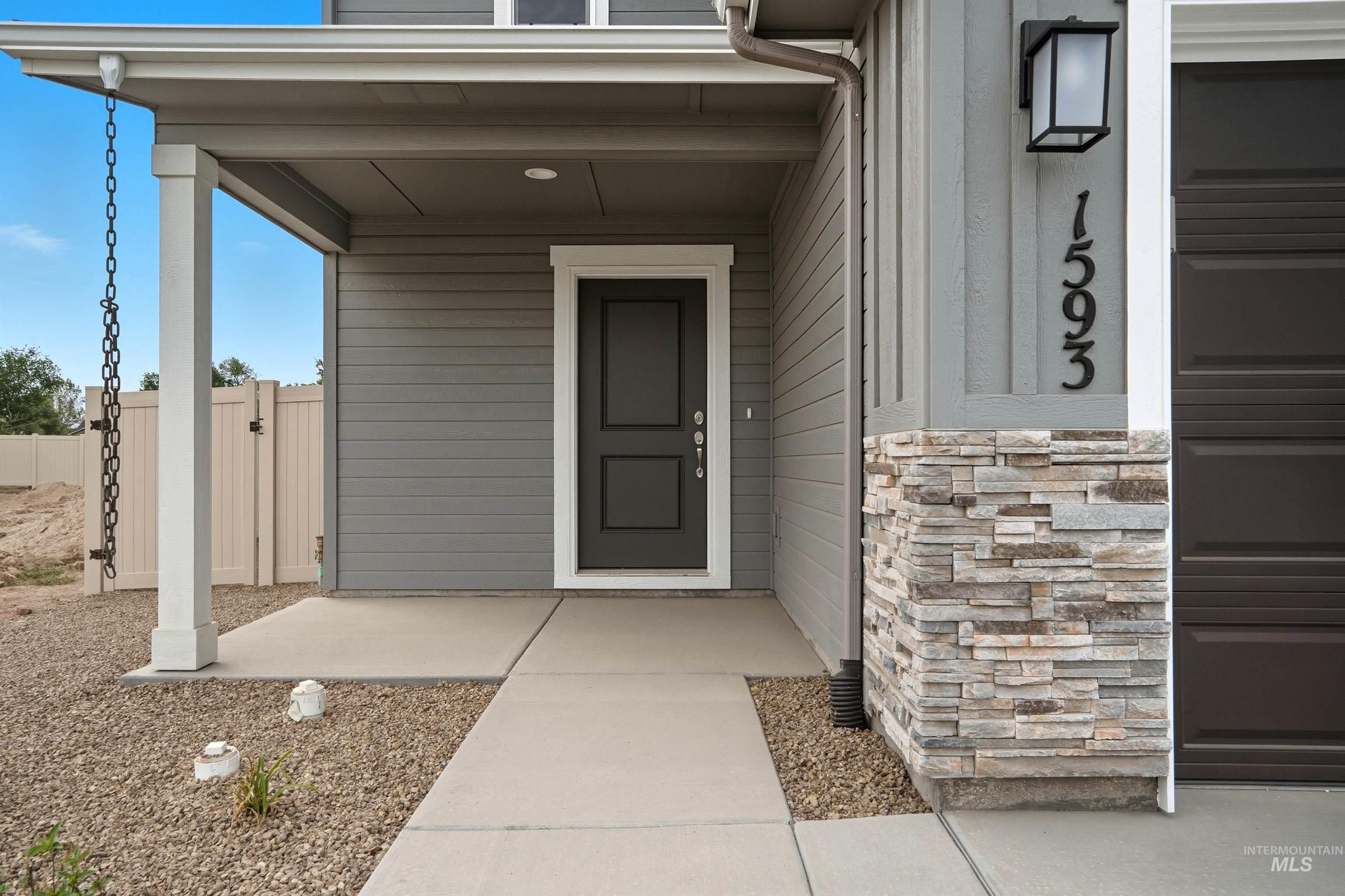 150 W Omphale St.
