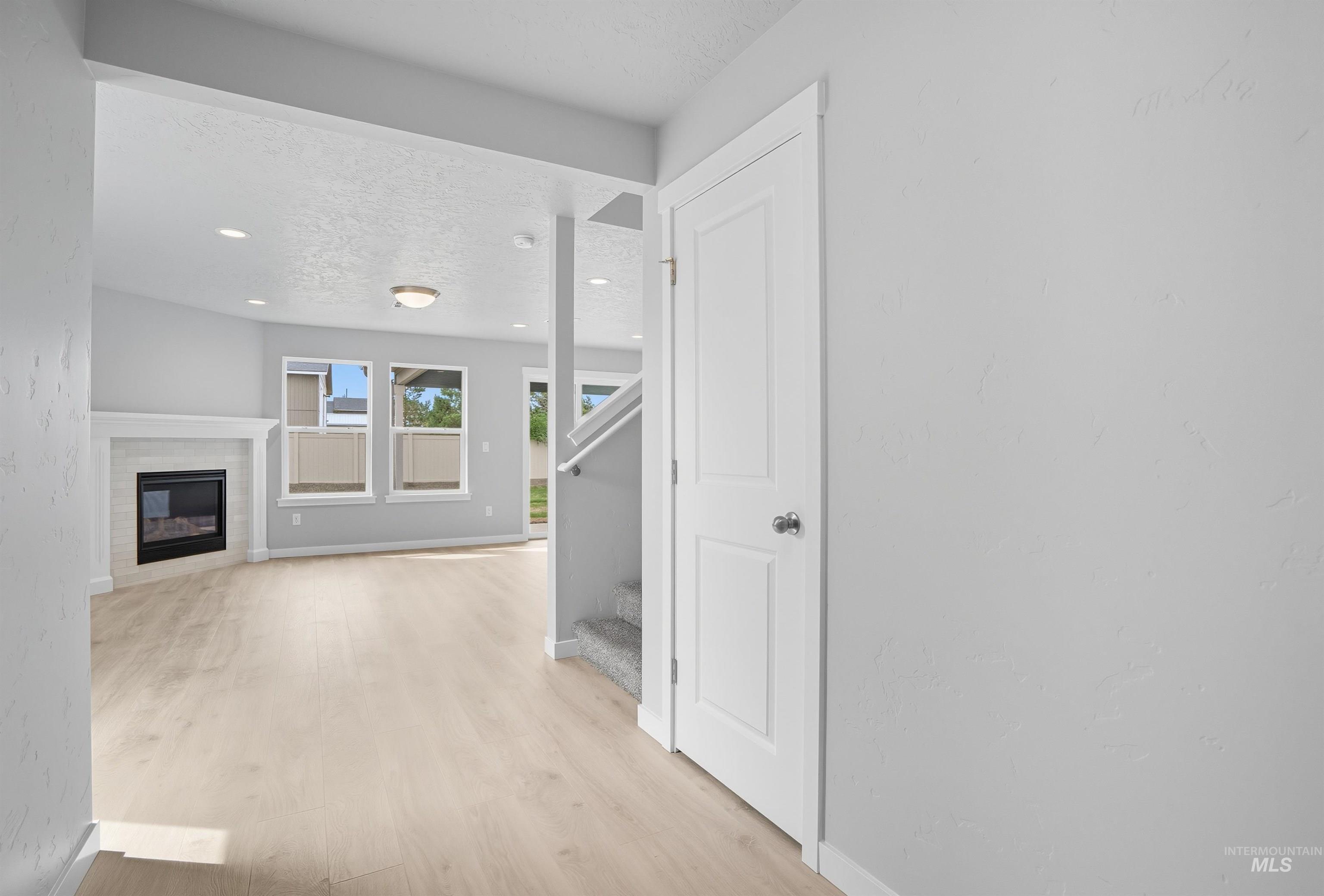 150 W Omphale St.
