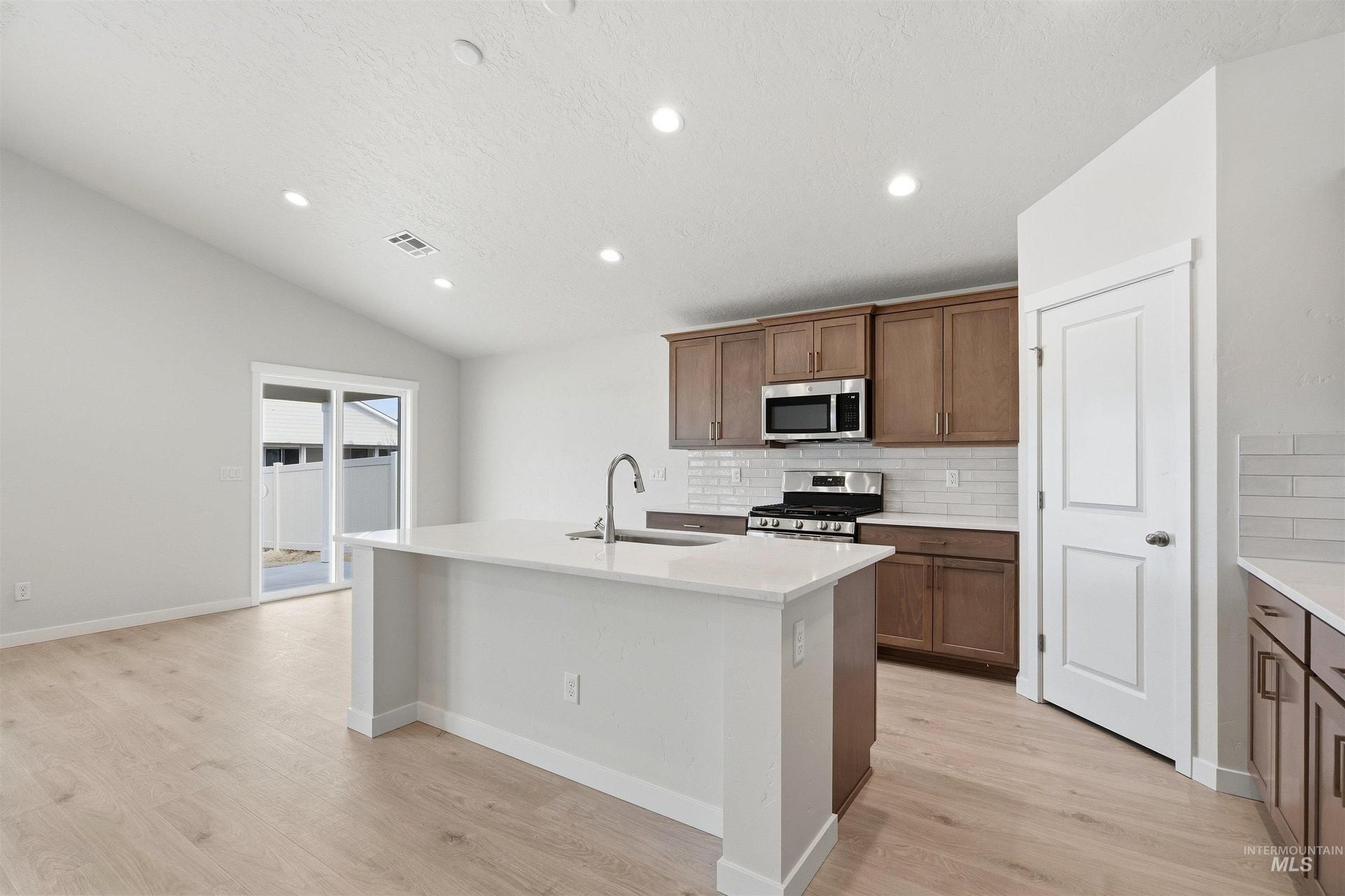 4321 Dawnstar Ave