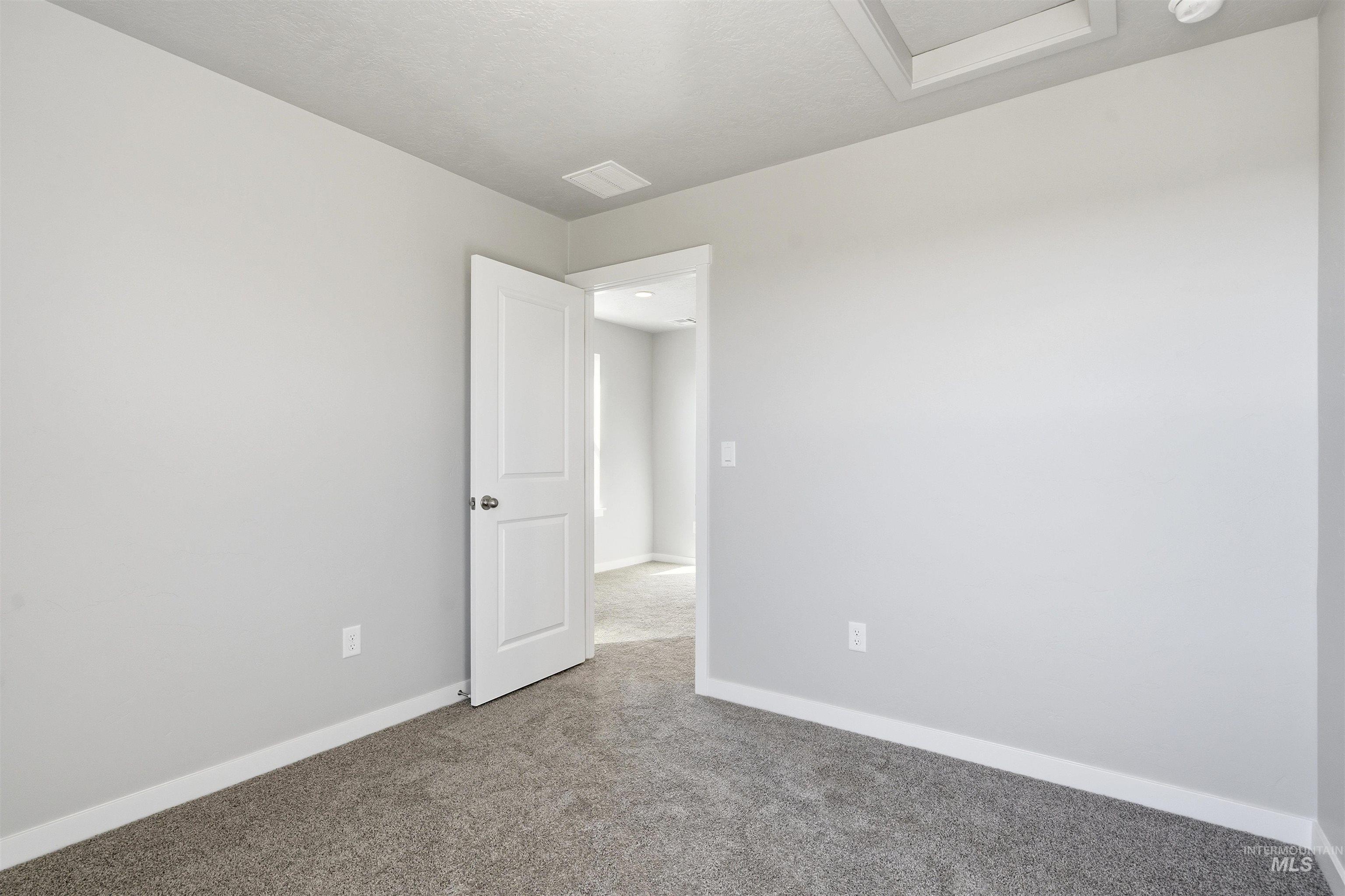 3530 E Jared St