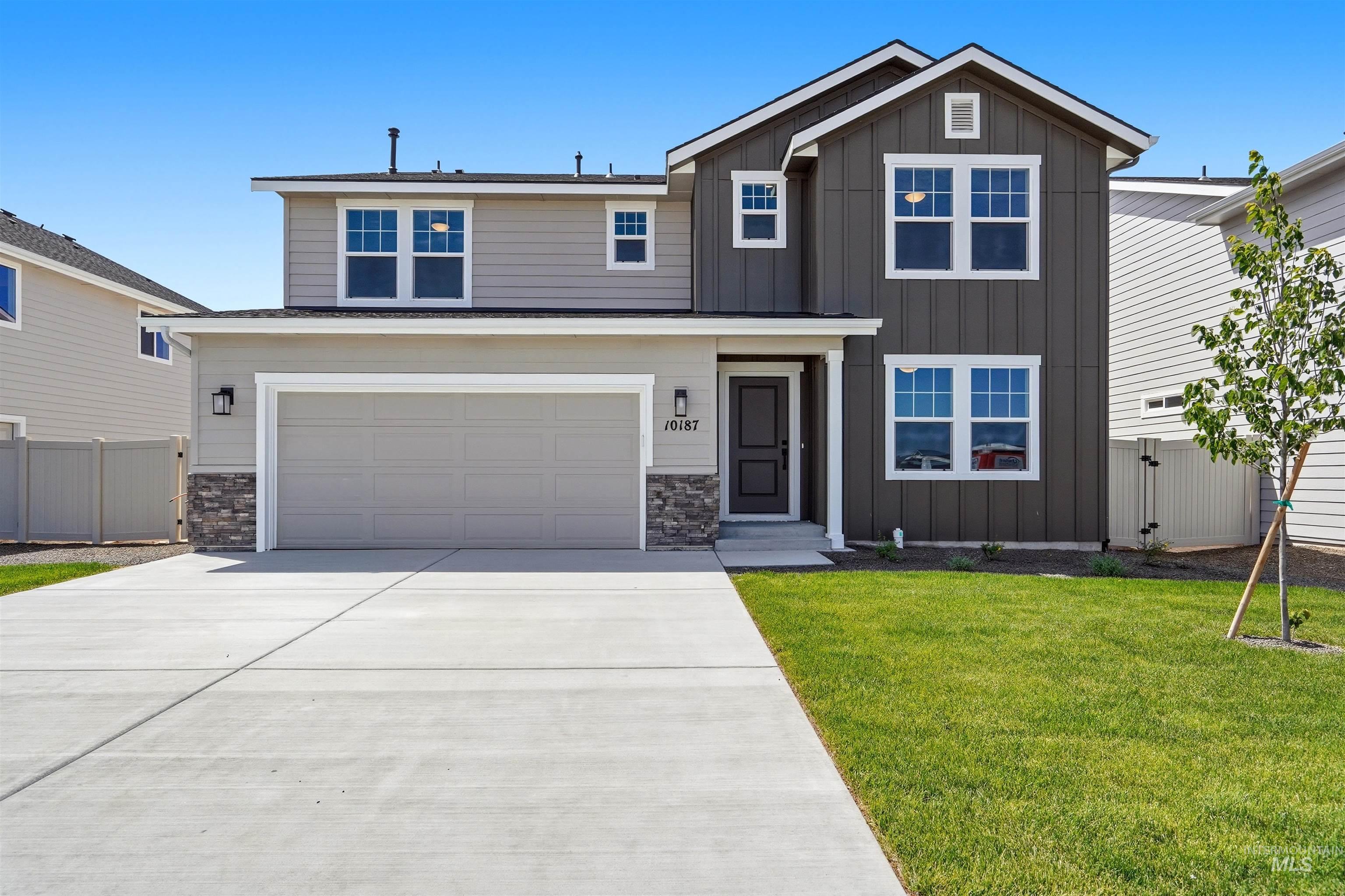 4317 Solitude Way (Spruce)