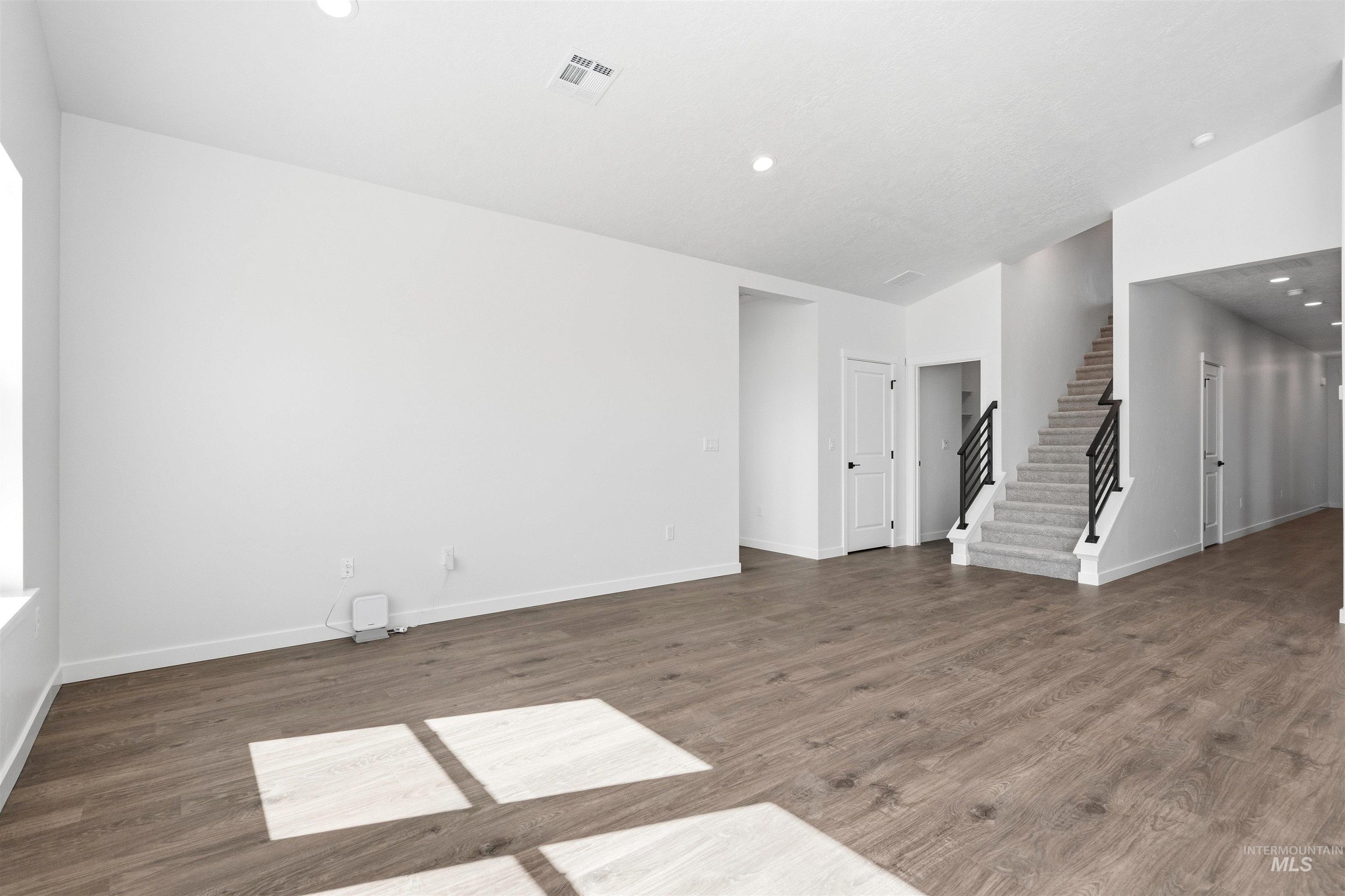 4416 Solitude Way