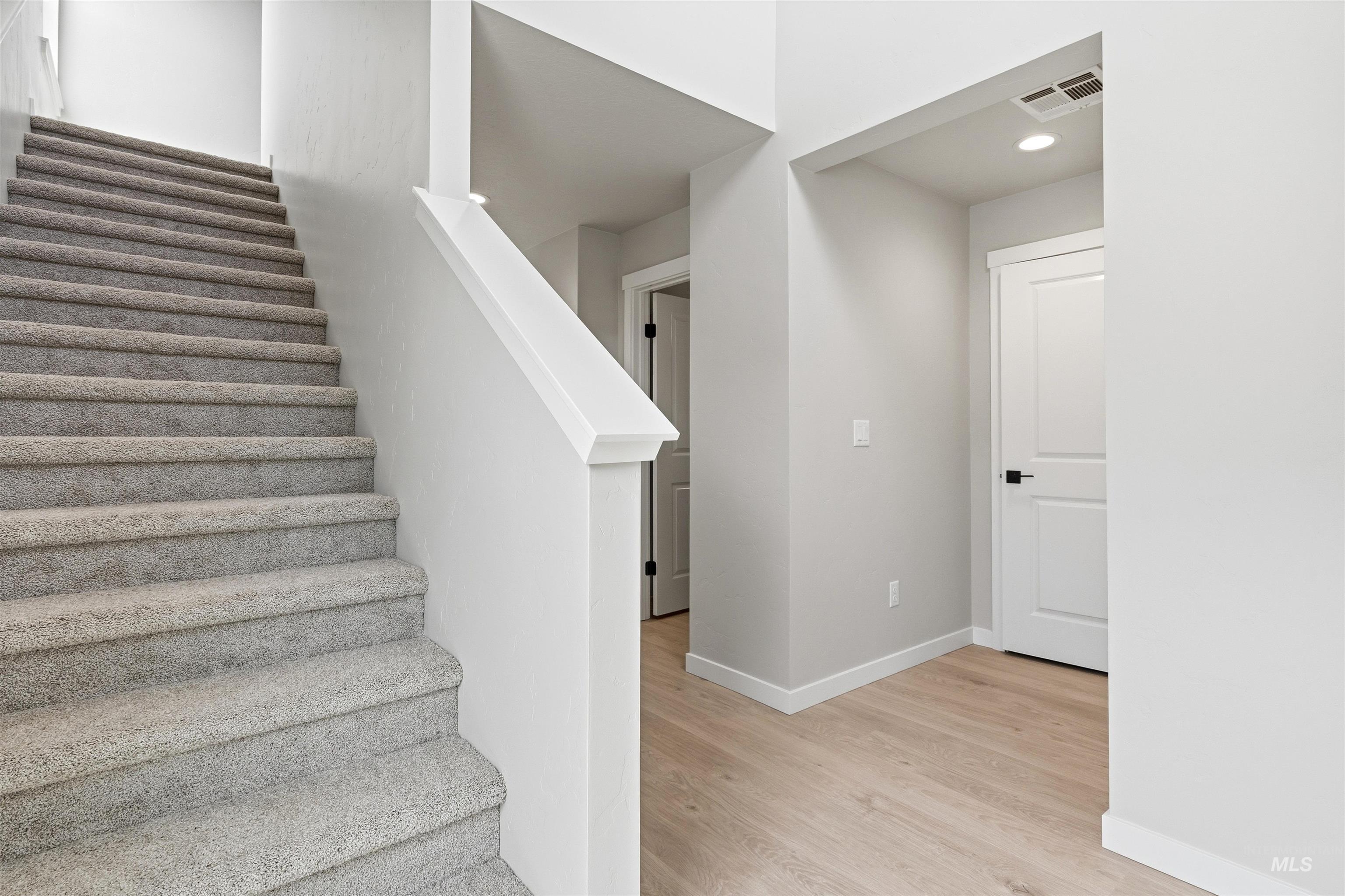 17573 Moon Ridge Pl