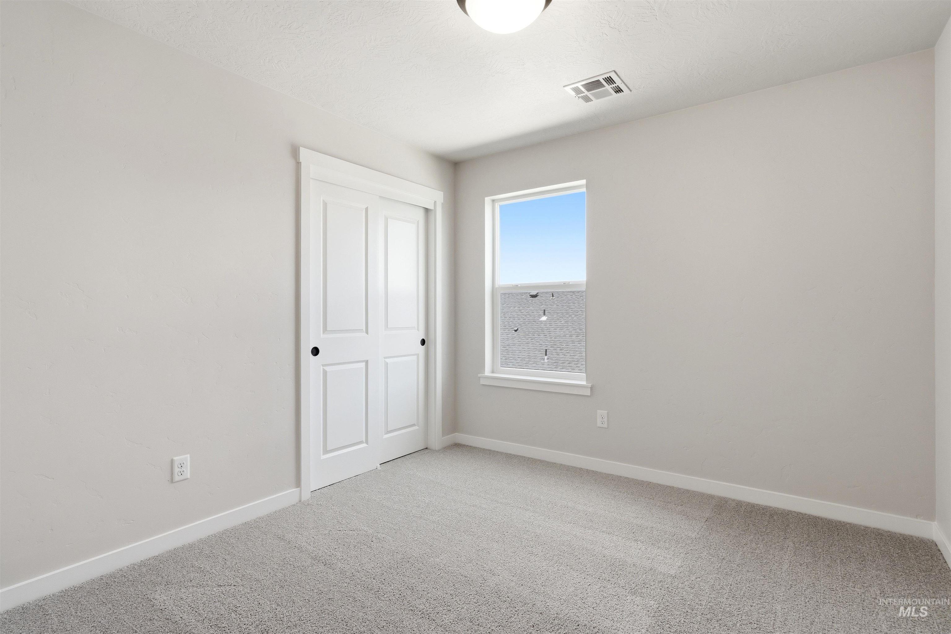 17573 Moon Ridge Pl