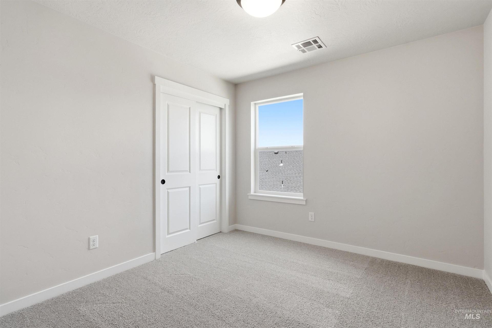 17573 Moon Ridge Pl