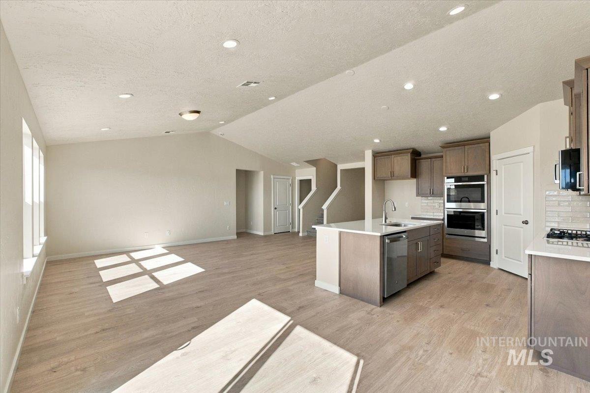3369 W Caddisfly St.