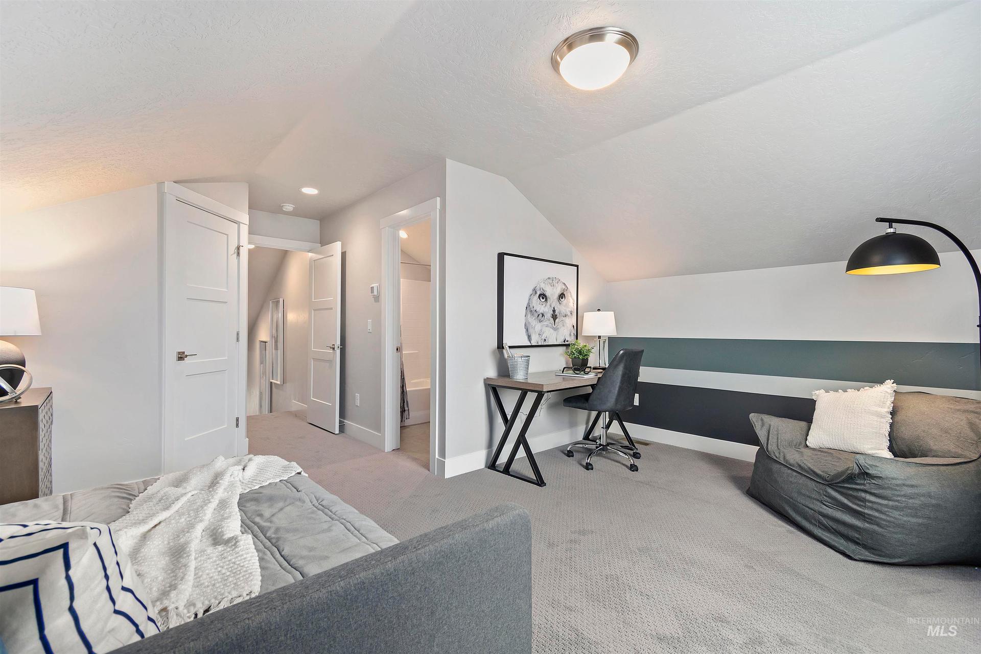 3533 W Caddisfly St