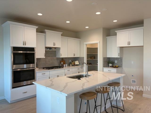 1890 Cashel Street (Garnet)