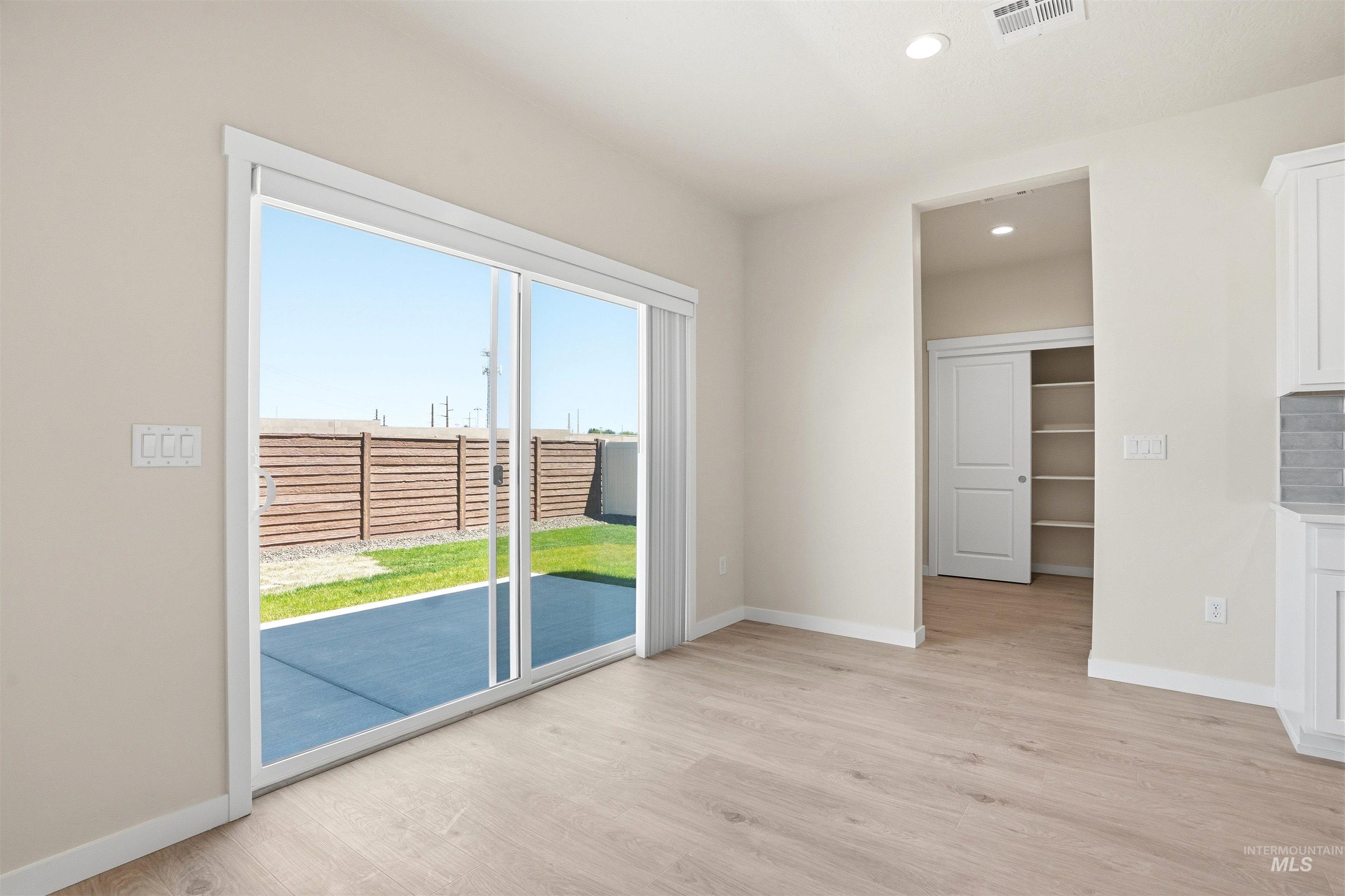 338 W Omphale St.