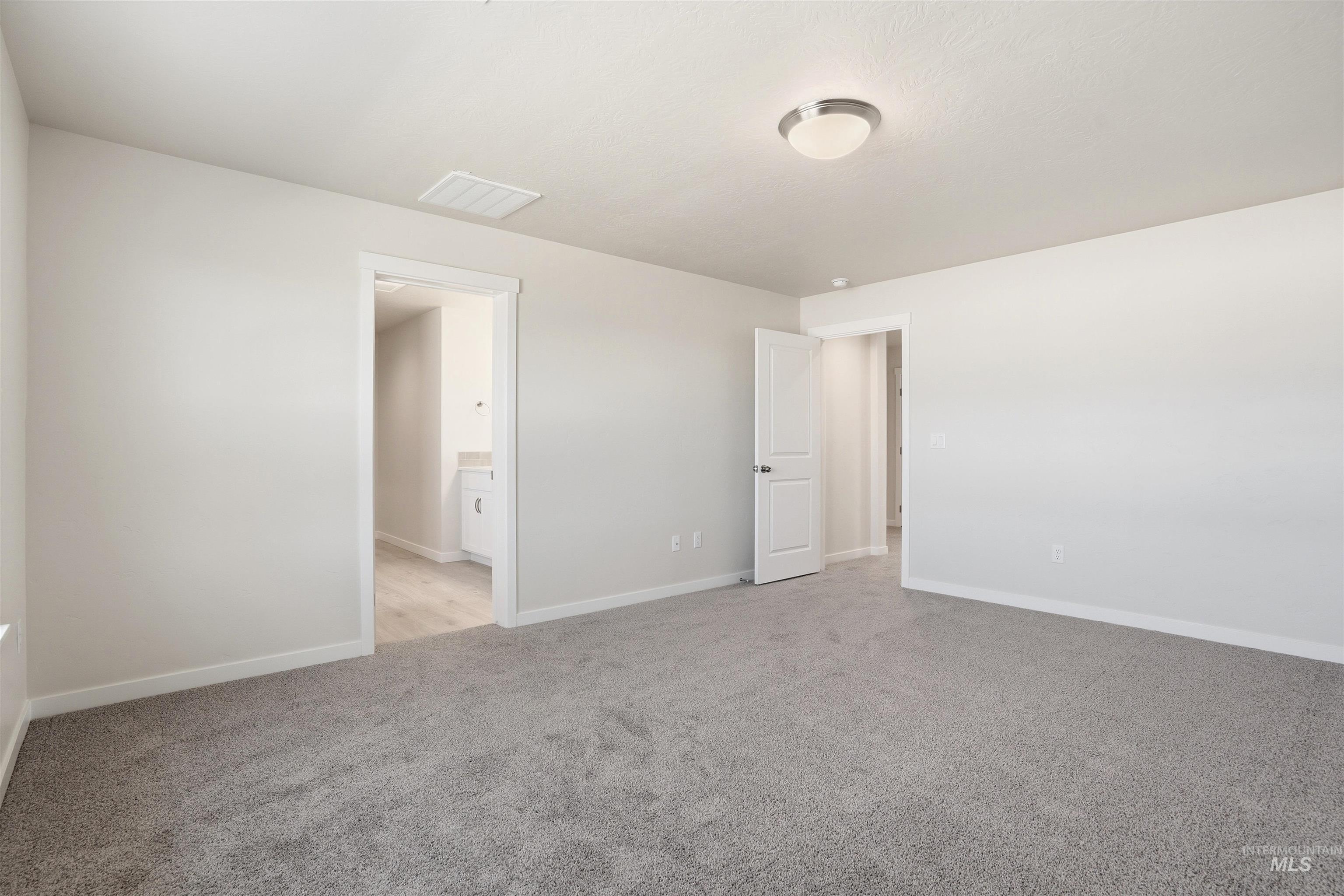 338 W Omphale St.