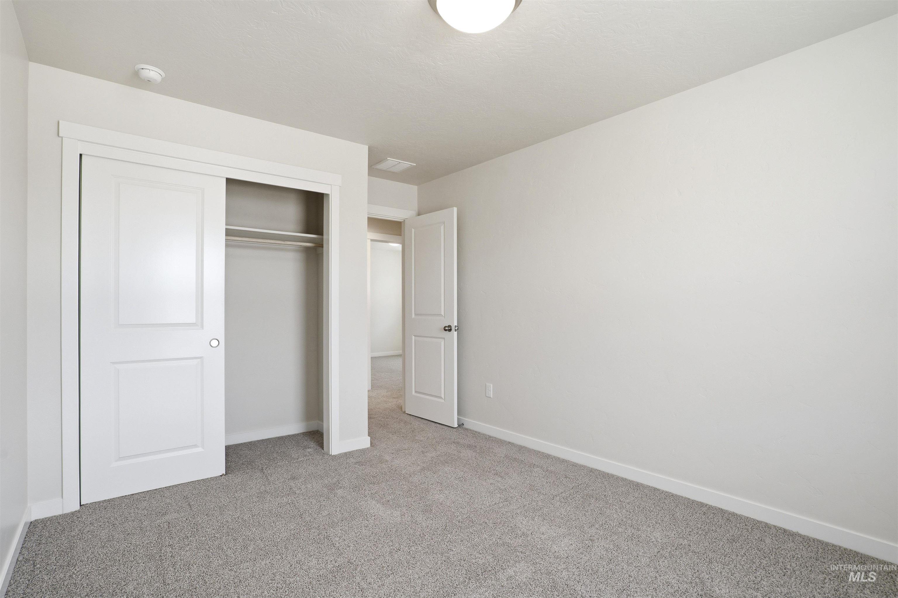 338 W Omphale St.