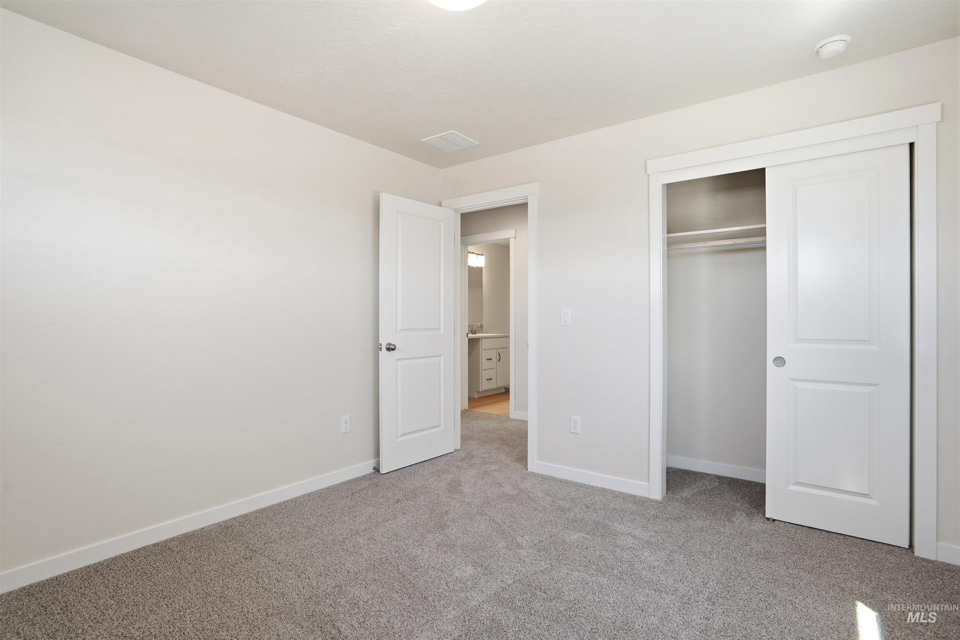338 W Omphale St.