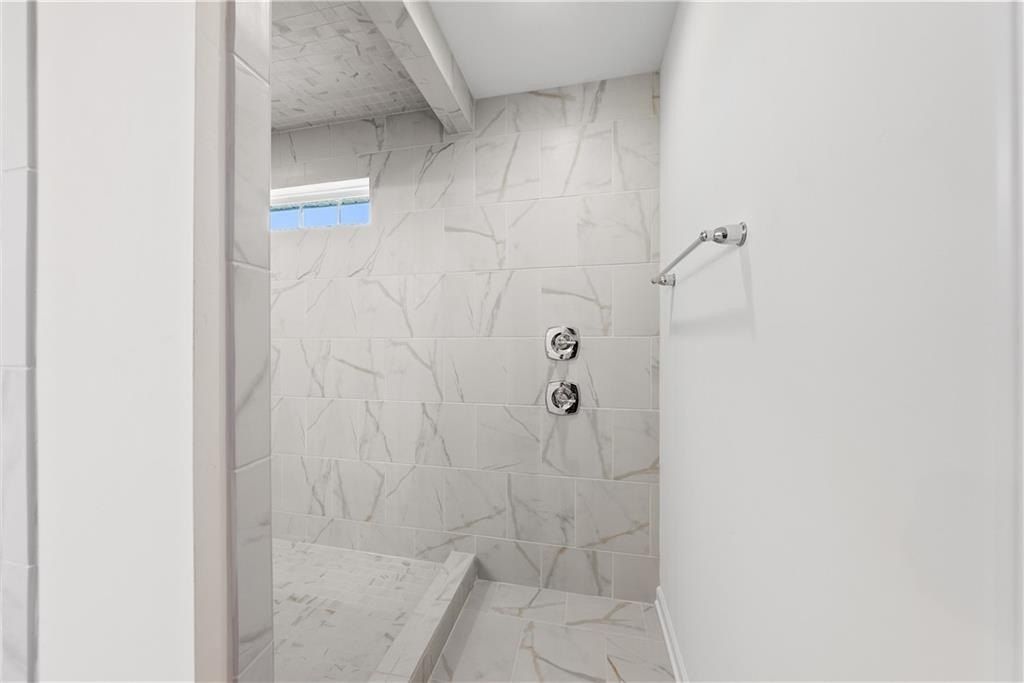 Jackson - Wyndham Village: Opelika, Alabama - Hughston Homes