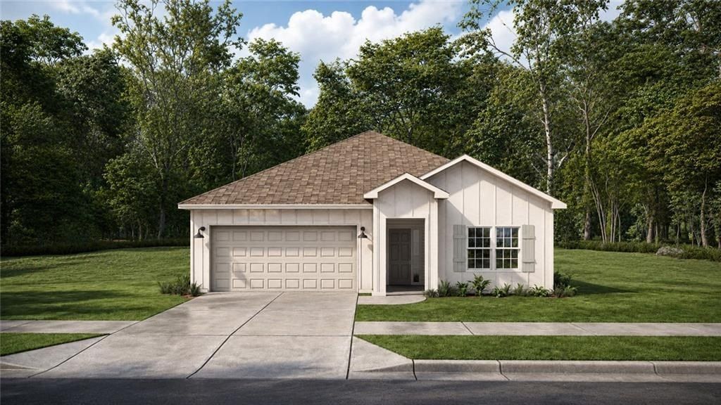 2228 Fuzzy Falls. Opelika, AL 36804
