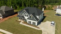 Juliette Crossing por Hughston Homes en Macon Georgia